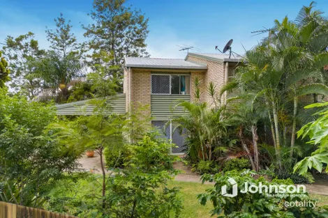 Property photo of 4/5 Duce Street Bundamba QLD 4304
