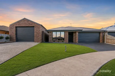 Property photo of 12 Ramon Close Yinnar VIC 3869