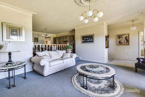 Property photo of 11 The Balcony Lakes Entrance VIC 3909