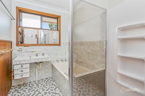 Property photo of 144 Lakelands Drive Dapto NSW 2530