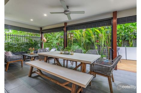 Property photo of 87 Hawthorne Road Hawthorne QLD 4171
