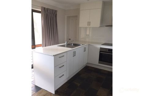 Property photo of 4/52 Carnaby Street Macgregor QLD 4109