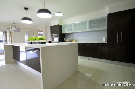 Property photo of 25 William Buckley Drive Carnes Hill NSW 2171