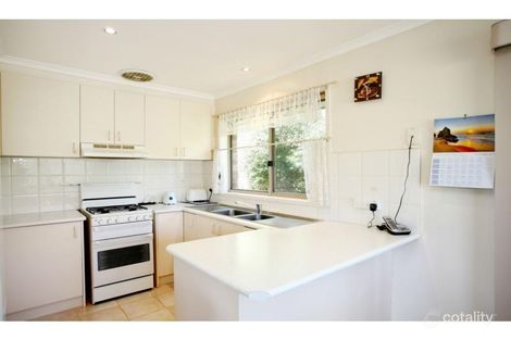 Property photo of 25 Latrobe Court Croydon Hills VIC 3136