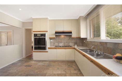Property photo of 4 Mountfield Road Mitcham VIC 3132