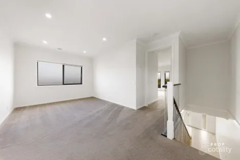 Property photo of 94 Middleton Drive Point Cook VIC 3030