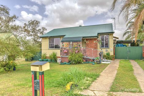 Property photo of 25 Thompson Crescent South Tamworth NSW 2340