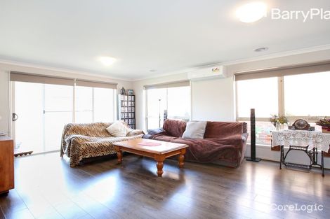 Property photo of 17 Brittle Gum Road Cranbourne East VIC 3977