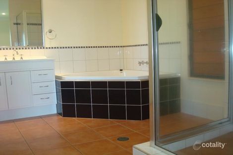Property photo of 10 Arno Terrace Bentley Park QLD 4869