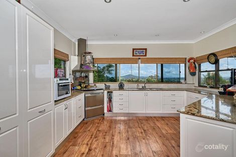 Property photo of 2 Peeters Close Kureen QLD 4885