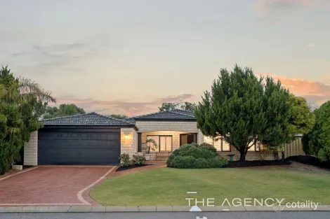 Property photo of 16 Kerlin Way Carramar WA 6031