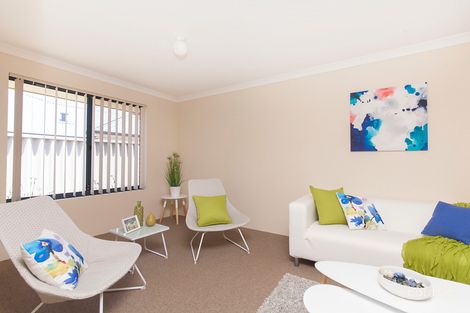 Property photo of 19 Nottely Crescent Secret Harbour WA 6173