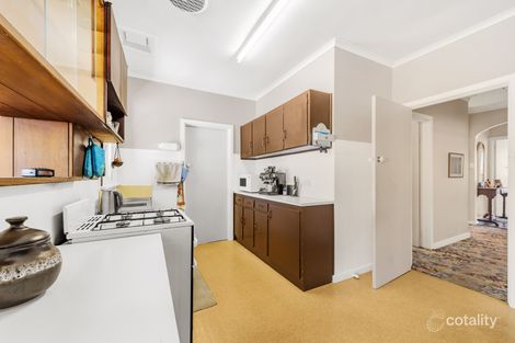 Property photo of 17 Normdale Road Bentleigh East VIC 3165