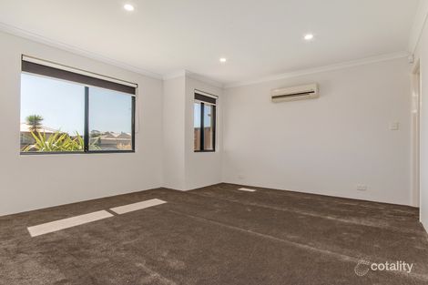 Property photo of 6 Yoorn Way Bertram WA 6167