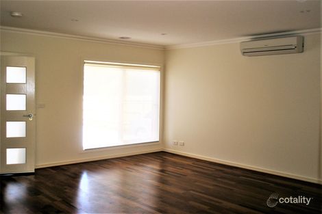 Property photo of 2/127 Bogong Avenue Glen Waverley VIC 3150