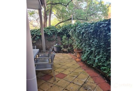 Property photo of 2/355 Angas Street Adelaide SA 5000