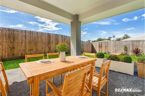 Property photo of 15 Cottrell Drive Pimpama QLD 4209