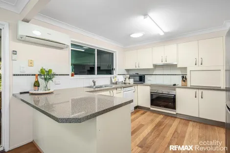 Property photo of 20 Carbora Street Mansfield QLD 4122