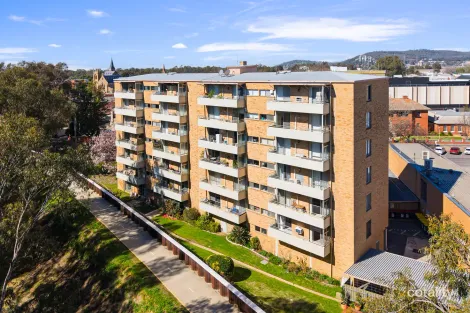 6/7 Sturt St, Wagga Wagga, NSW 2650