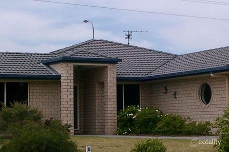 1 Bauhinia Ct, Currimundi, QLD 4551