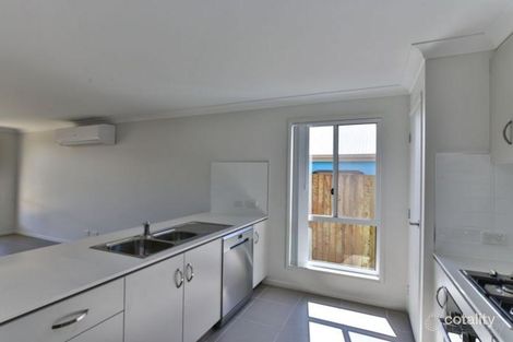 Property photo of 2/4 Whitefield Street Glenvale QLD 4350