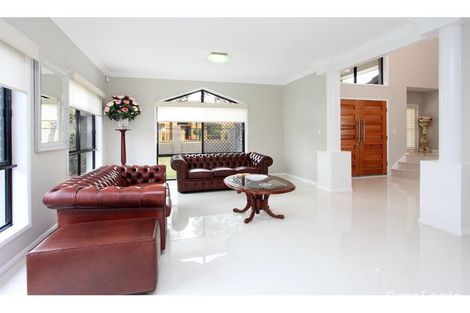 Property photo of 31 Connah Crescent Carindale QLD 4152