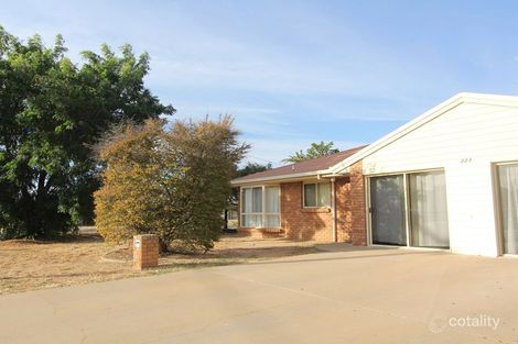Property photo of 2/222 Borilla Street Emerald QLD 4720