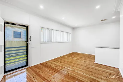 Property photo of 2/163 Shellharbour Road Warilla NSW 2528