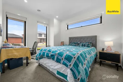 Property photo of 26 Huntingfield Street Thornhill Park VIC 3335