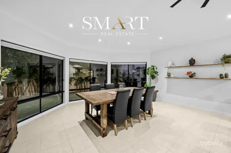 Property photo of 3 Casuarina Drive Molendinar QLD 4214