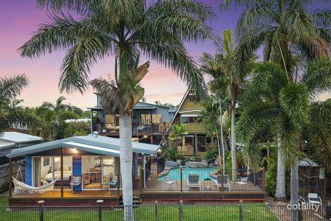 6 Bruce St, Torquay, QLD 4655