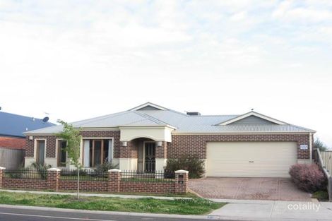 31 Meadowlands Way, Berwick, VIC 3806