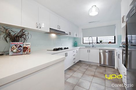 Property photo of 6 Solent Crescent Taylors Lakes VIC 3038