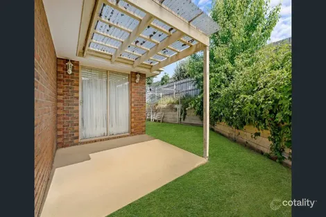 Property photo of 16 Burlington Chase Hampton Park VIC 3976