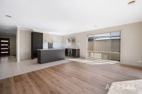 1/28 Scarborough Cres, Harkness, VIC 3337