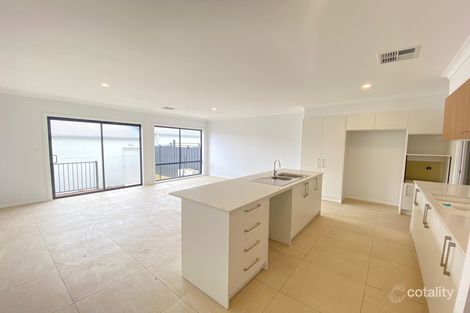 Property photo of 25 Saltbush Parade Tralee NSW 2620
