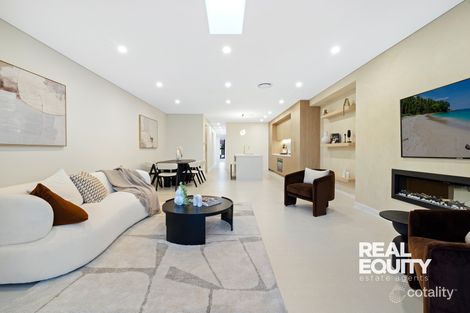 Property photo of 21B Magree Crescent Chipping Norton NSW 2170