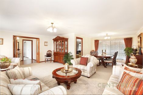 Property photo of 6 Chivell Close Endeavour Hills VIC 3802