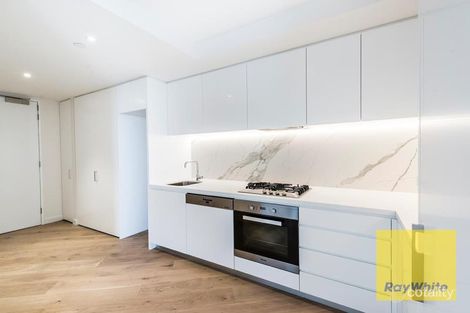 Property photo of 910/77 Queens Road Melbourne VIC 3004