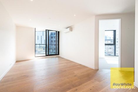 Property photo of 910/77 Queens Road Melbourne VIC 3004
