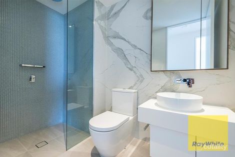 Property photo of 910/77 Queens Road Melbourne VIC 3004