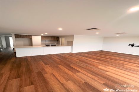 Property photo of 42 Plunkett Turn Canning Vale WA 6155