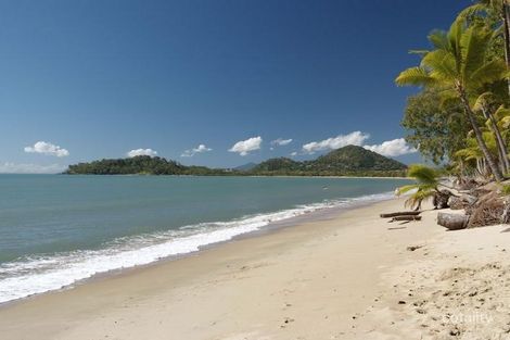 Property photo of 17 Endeavour Road Clifton Beach QLD 4879