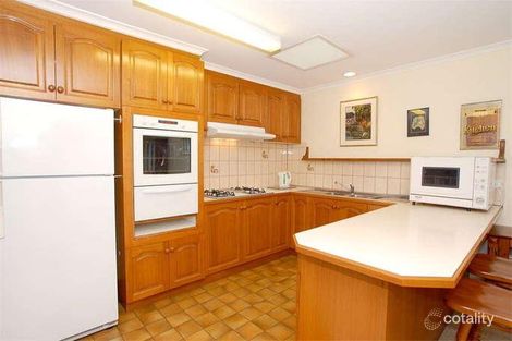 Property photo of 2/51 Dunscombe Avenue Glen Waverley VIC 3150