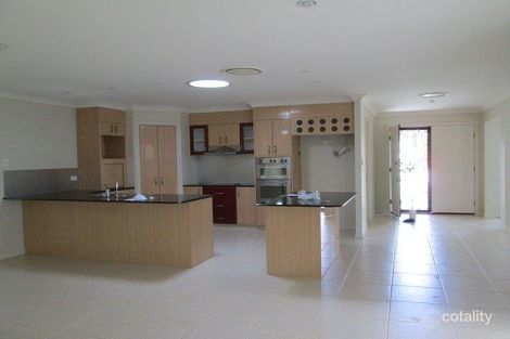 Property photo of 32 Brittany Drive Oxenford QLD 4210