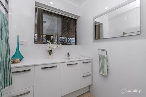 Property photo of 10 Teak Way Maddington WA 6109