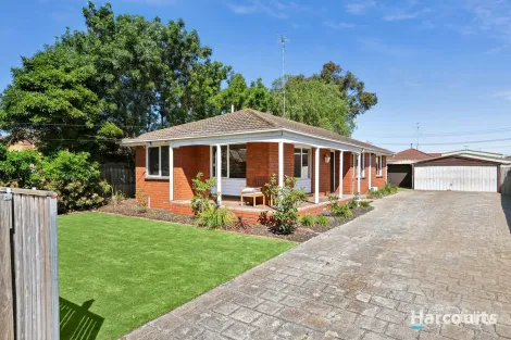 11 Peacock Ave, Norlane, VIC 3214