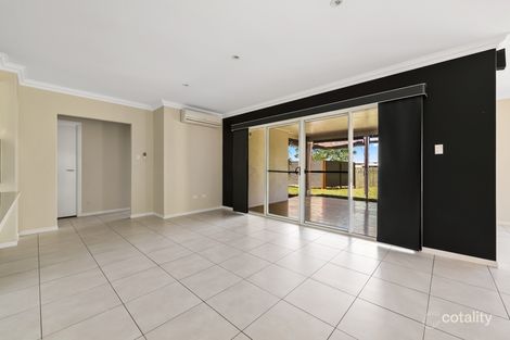 Property photo of 30 Honeyeater Drive Highfields QLD 4352