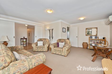 Property photo of 34 Redfin Crescent Beldon WA 6027