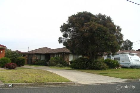 17 Holly Ave, Chipping Norton, NSW 2170